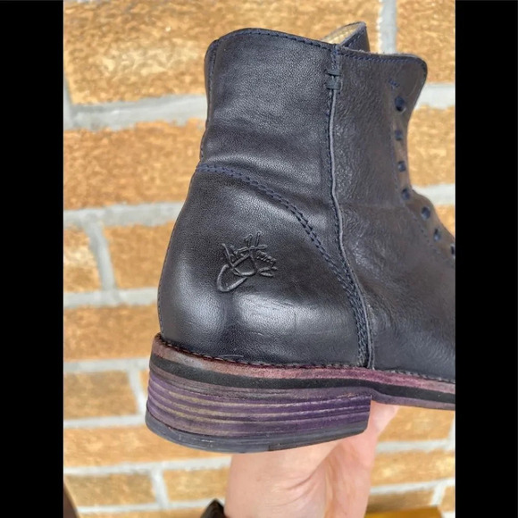 JOHN FLUEVOG MODVOGS
MIKAELA
MODERN CHUKKA BOOT SIZE 10 - Picture 8 of 16